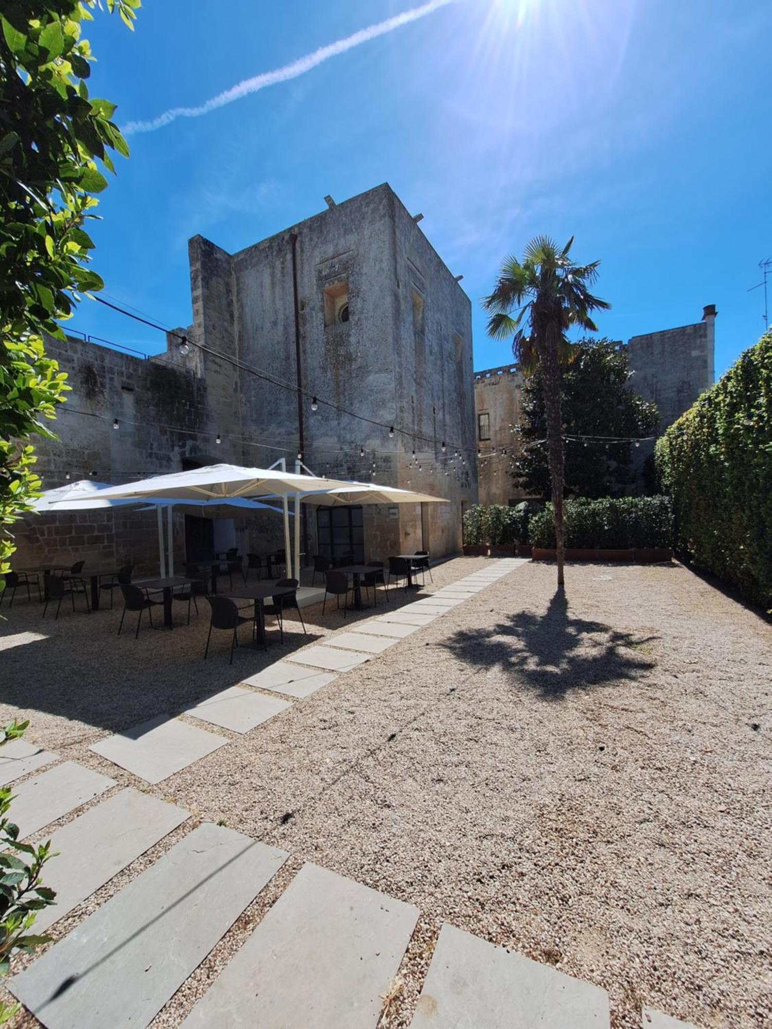 Hotel Chiostro Dei Domenicani - Dimora Storica Lecce Exterior foto